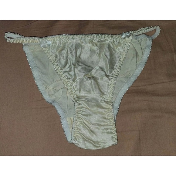Women’s 100% Silk Panties Satin Briefs Cute Low-rise Bikinis Underwear - Picture 1 of 5